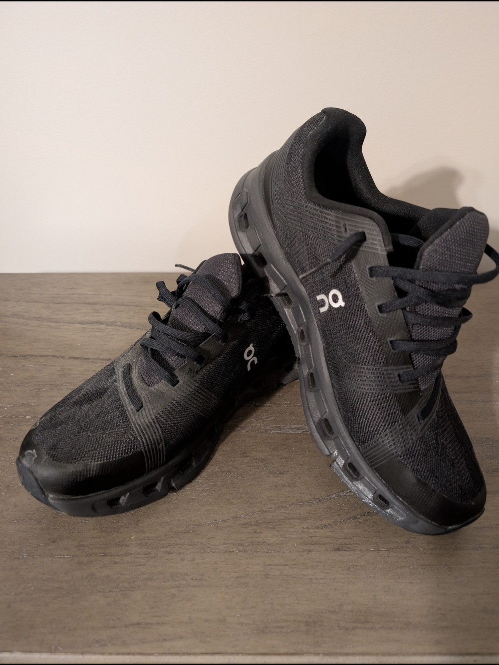 On Running Men's Black Shoes